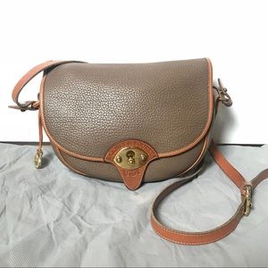 Vintage Dooney&Bourke Tan Leather Crossbody